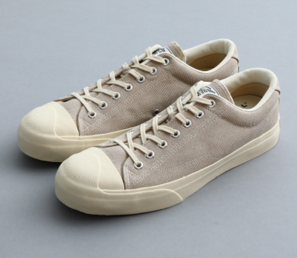 ST-02 Canvas Sneaker